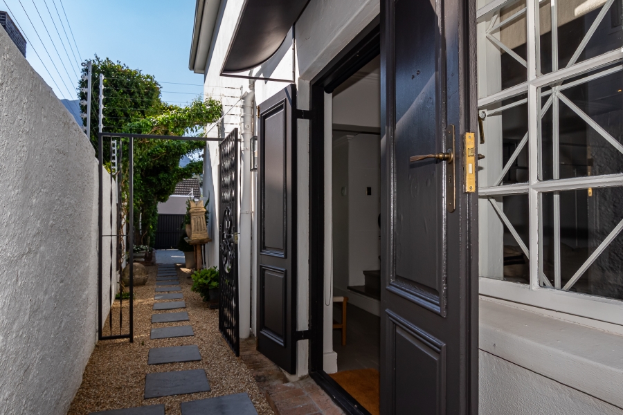 3 Bedroom Property for Sale in Claremont Upper Western Cape